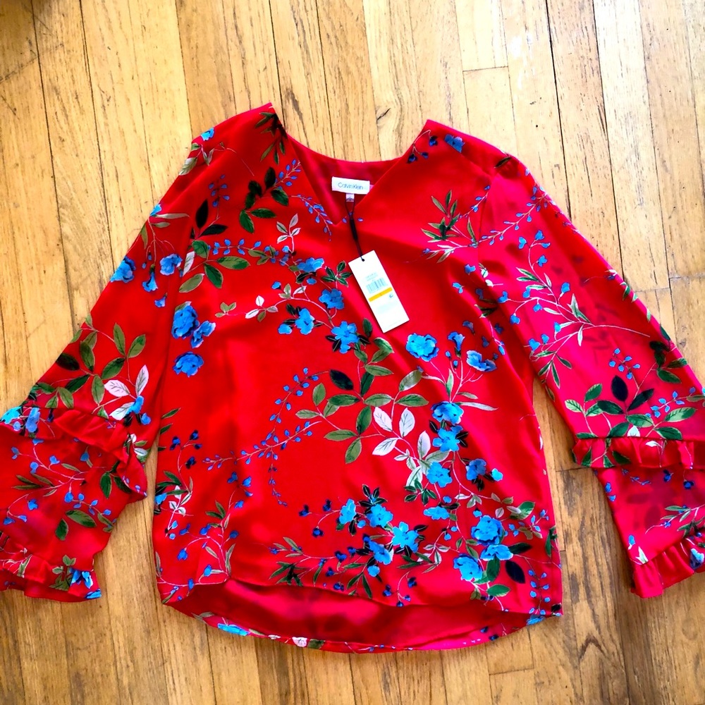 Calvin Klein bell sleeve, floral print, new, never worn,